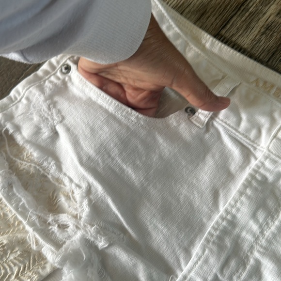 AMERICAN EAGLE OUTFITTERS HI-RISE STRECH JEAN SHORTS, 6 - Picture 11 of 12